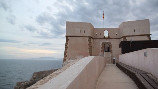 La nefasta gestión de los socialistas en Águilas suma y sigue, dejando ahora a una treintena de personas sin trabajo