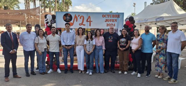 El tejido asociativo local vuelve a darlo todo en la Feria de Asociaciones