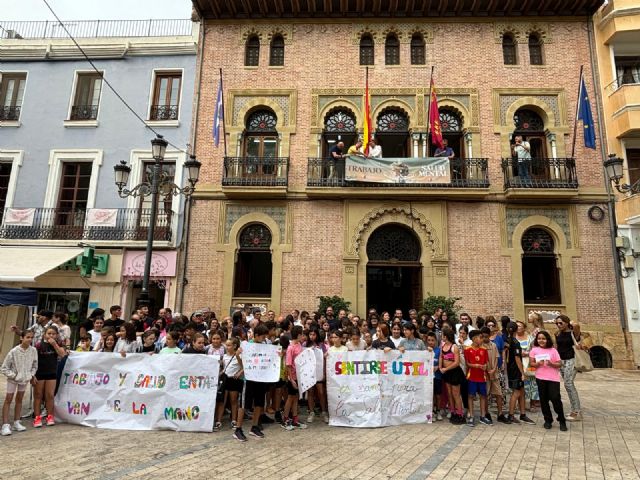 La asociación salud mental Águilas celebra el día mundial de la salud mental 2024