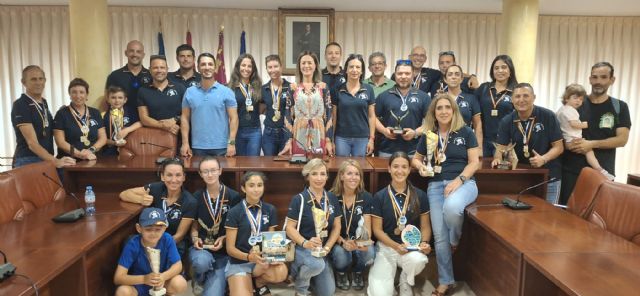 Recepción oficial a los equipos femenino y masculino del Club de Remo Águilas, por los grandes resultados obtenidos en diferentes competiciones
