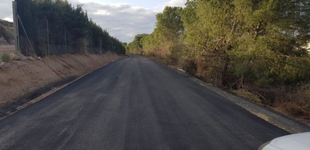 El edil de Agricultura visita las actuaciones de los caminos rurales del Cabezo Negro y Collados de En Medio ejecutadas por la Consejería con cinco años de retraso