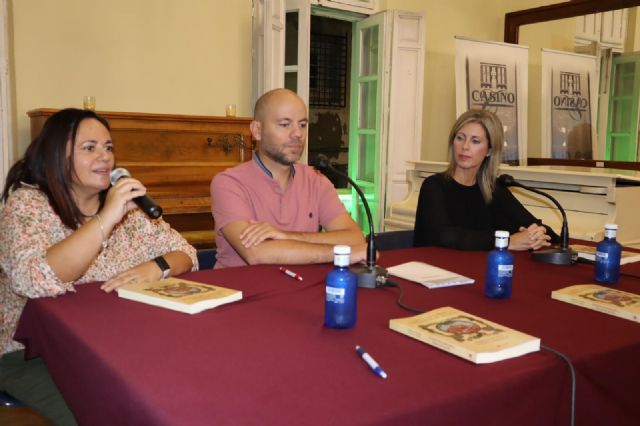 El Casino de Águilas acoge la presentación del último libro de Pedro Francisco Sánchez Albarracín