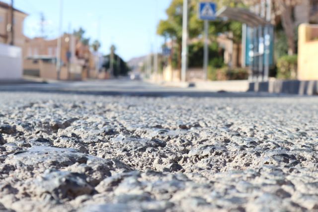 El PSOE lamenta el absoluto abandono de la travesía de Calabardina por parte del Gobierno Regional